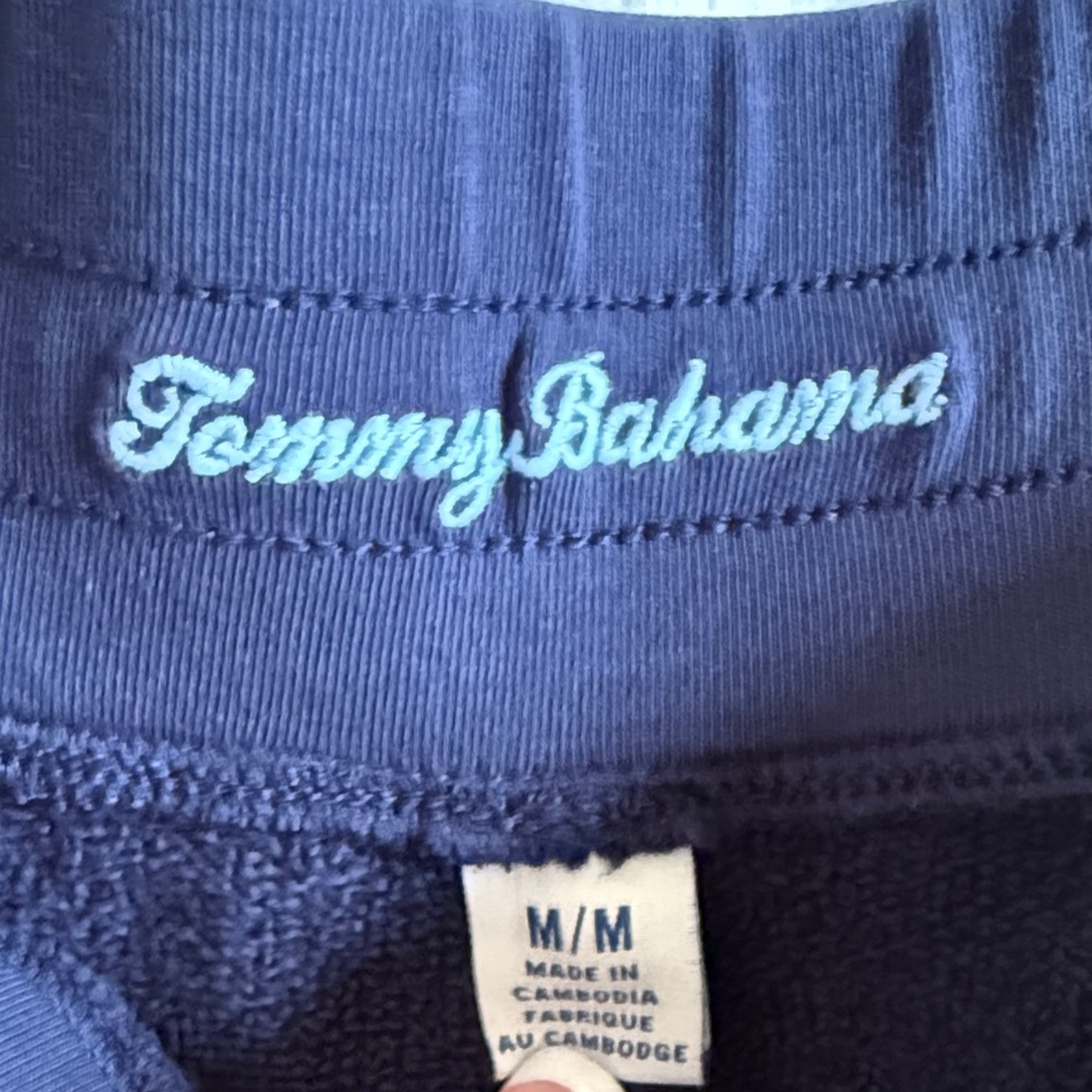 🌸 Tommy Bahama: Navy Drawstring Shorts - Picture 5 of 7